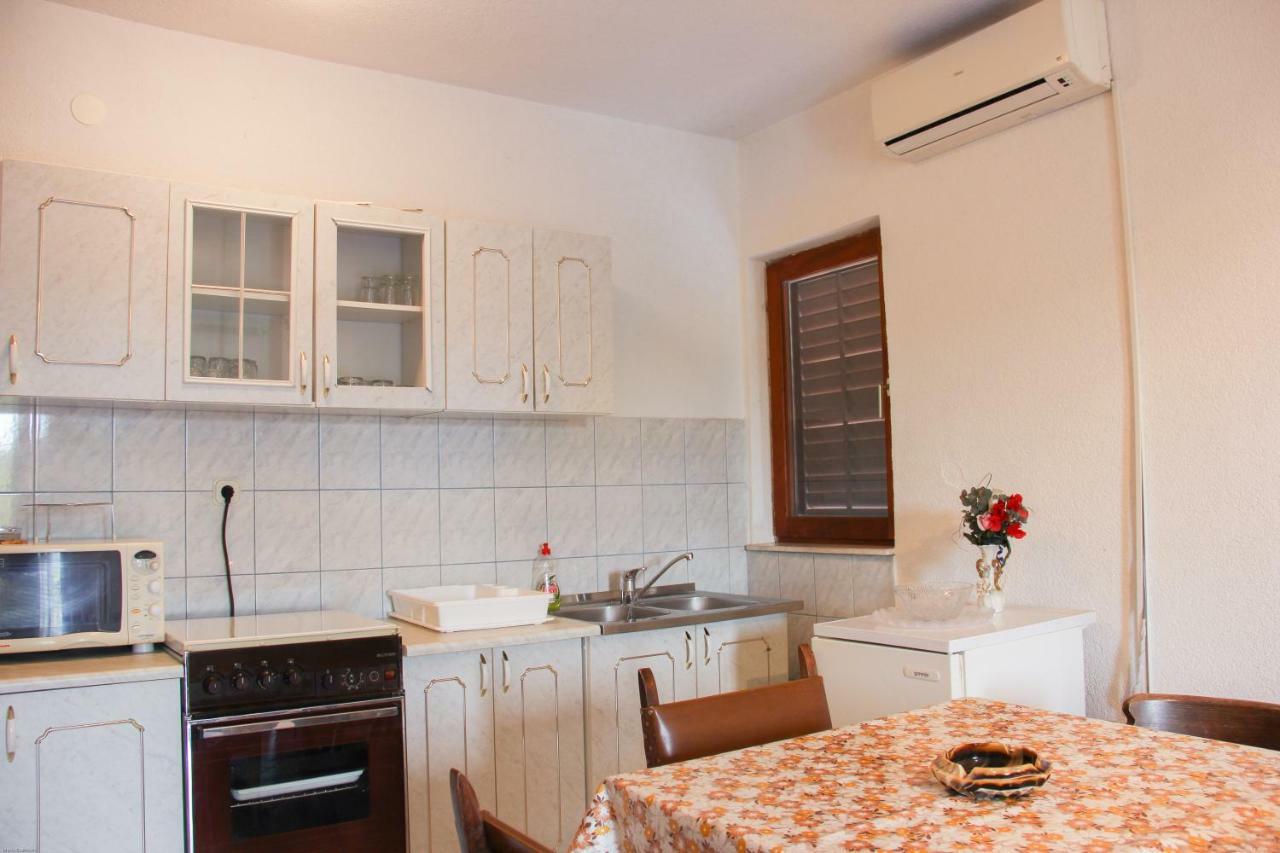 Apartmani Nada เซเกต วรันยีชา ภายนอก รูปภาพ